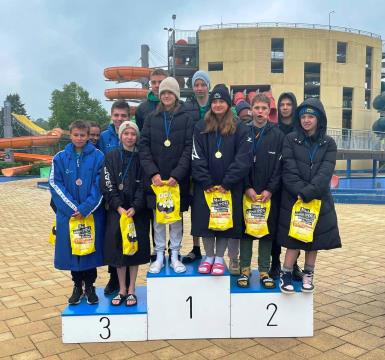 Ravenske plavalke in plavalci z novimi medaljami (4)
